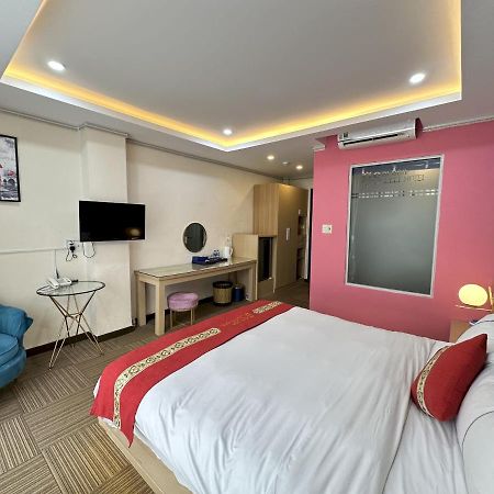 Capital O 1177 Saigon Sweet Hotel Ho Chi Minh City Bagian luar foto