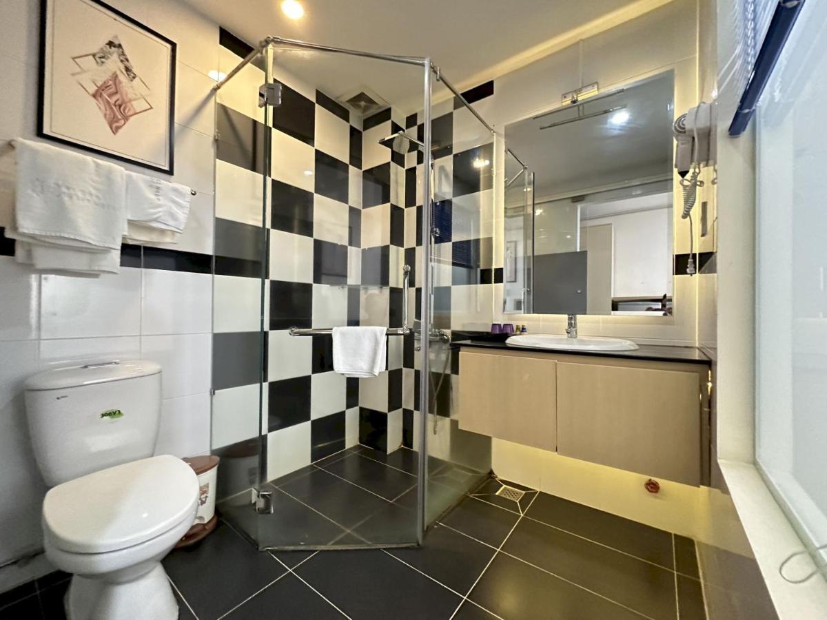 Capital O 1177 Saigon Sweet Hotel Ho Chi Minh City Bagian luar foto